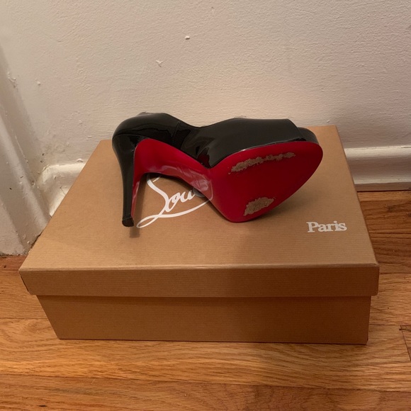 Authentic Christian Louboutin Patent Leather - Picture 4 of 6